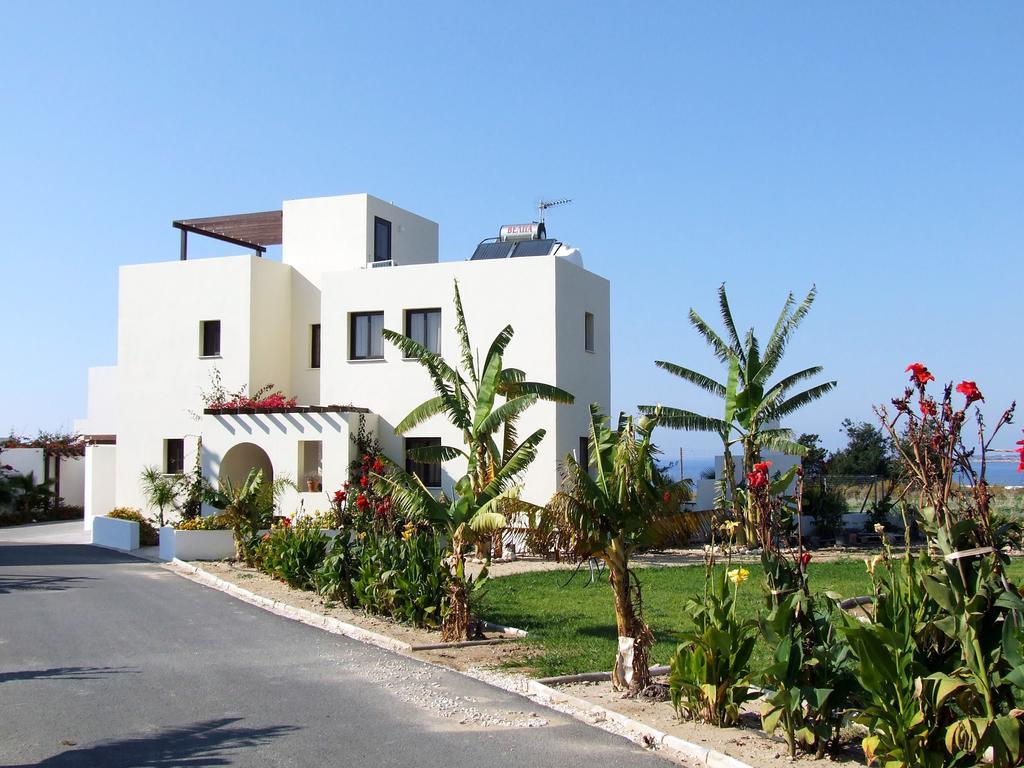 Aura Holiday Villas Paphos Eksteriør billede