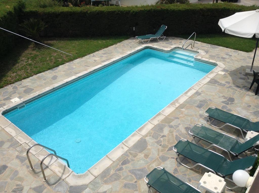 Aura Holiday Villas Paphos Værelse billede