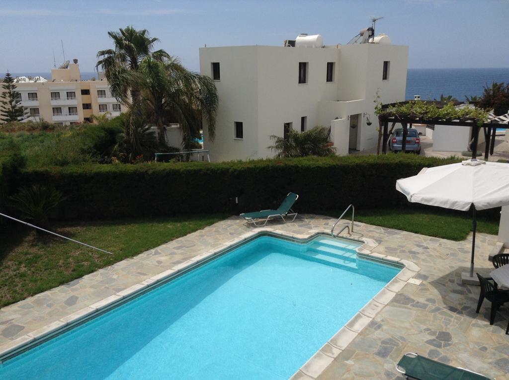 Aura Holiday Villas Paphos Værelse billede