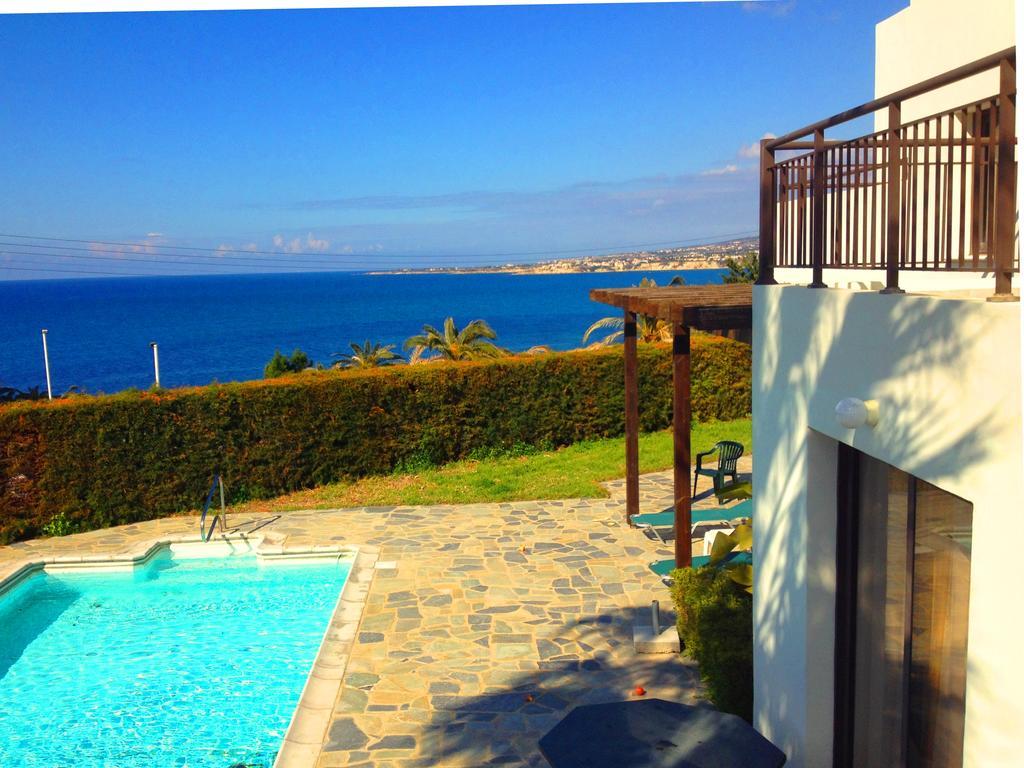 Aura Holiday Villas Paphos Eksteriør billede