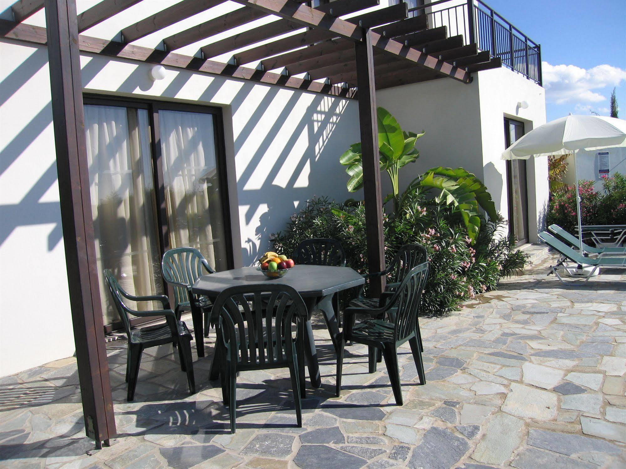 Aura Holiday Villas Paphos Eksteriør billede